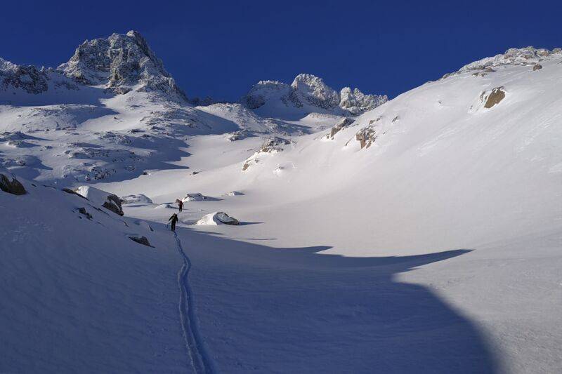 Ski de randonnée dans les Hautes Pyrénées