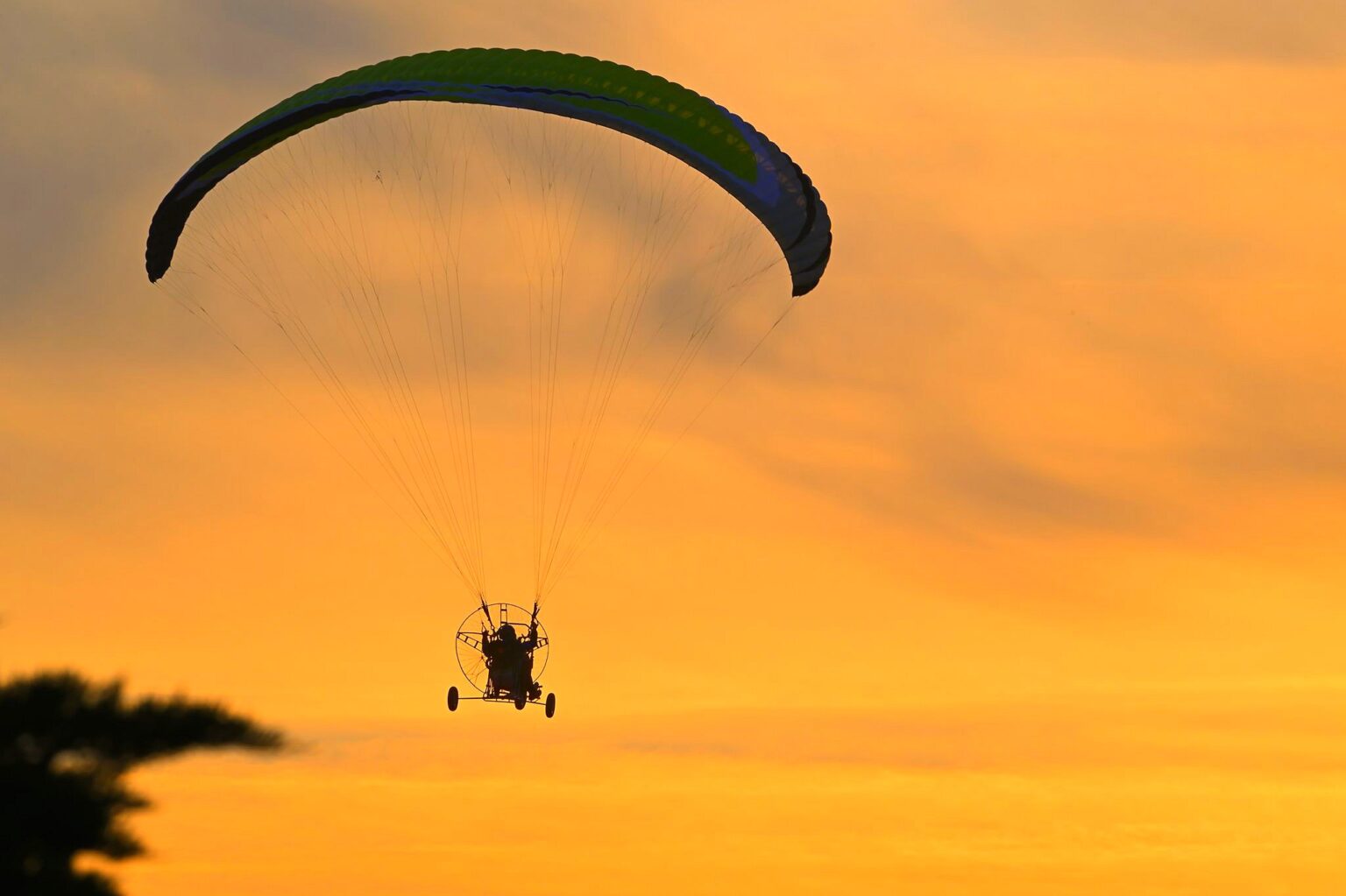 Baptême de l'air en ULM paramoteur