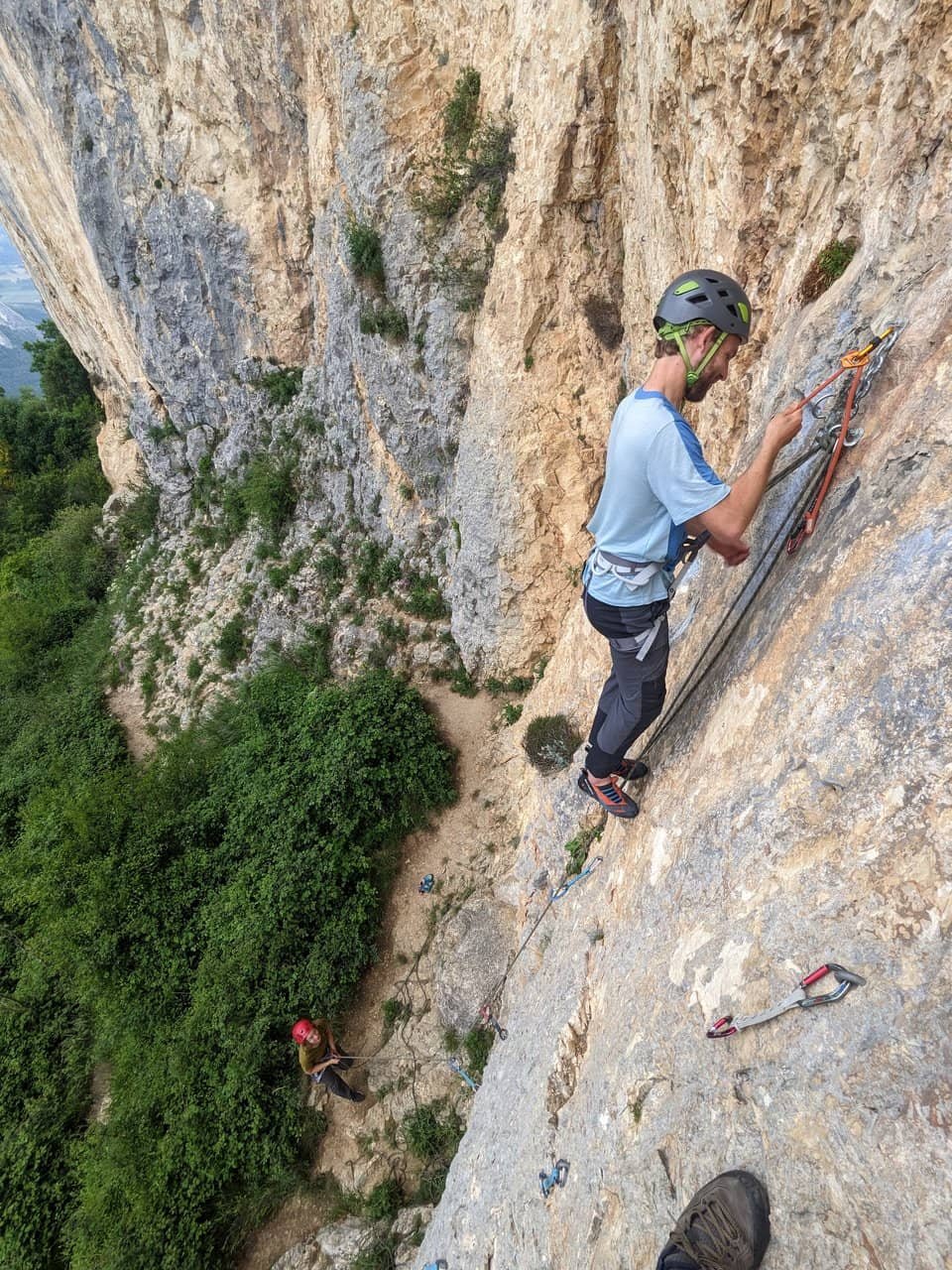 Inititation à l'escalade en falaise proche Grenoble