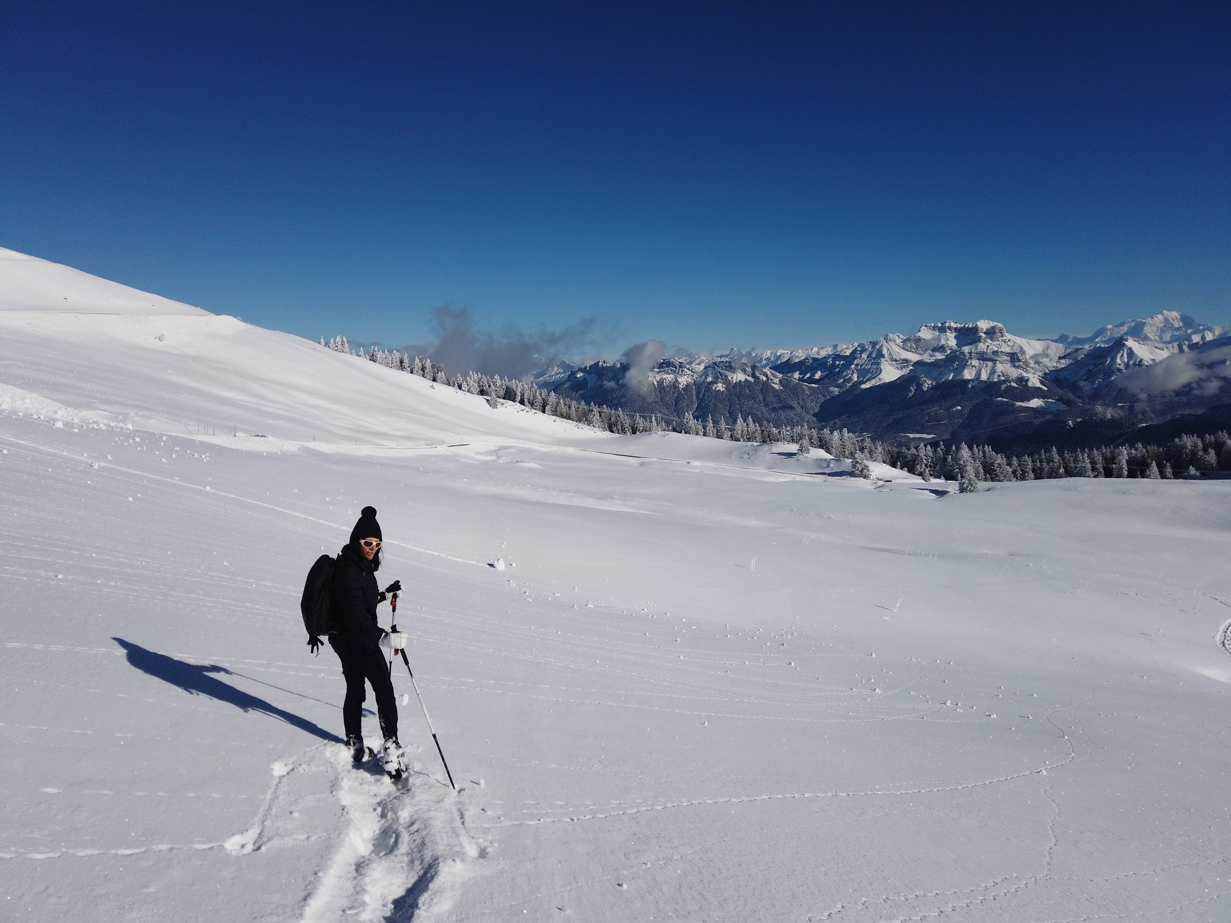 Randonnée en raquettes par un guide passionné